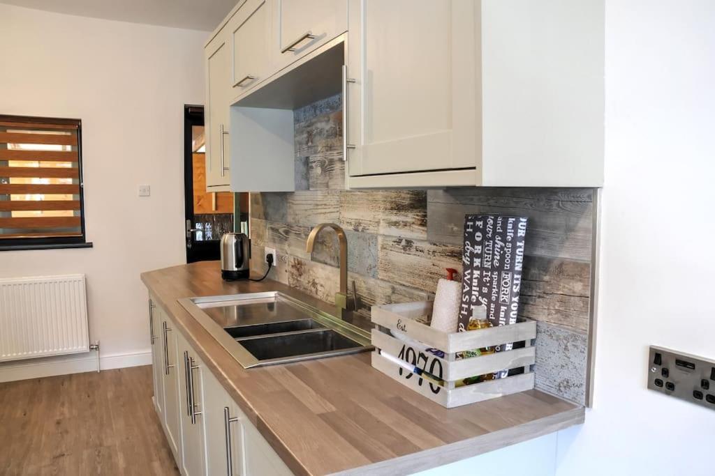 Queensgate Holiday Cottage Beverley With Parking Esterno foto